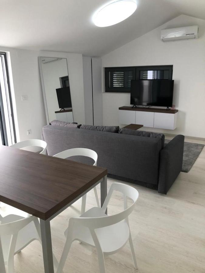 Villa Aquamarine Apartments Novalja Luaran gambar
