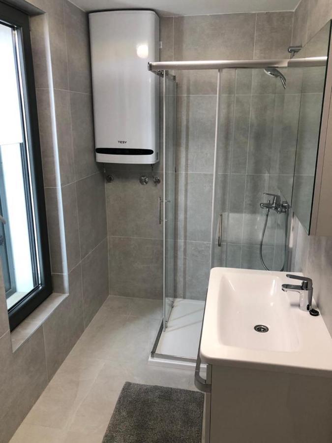 Villa Aquamarine Apartments Novalja Luaran gambar