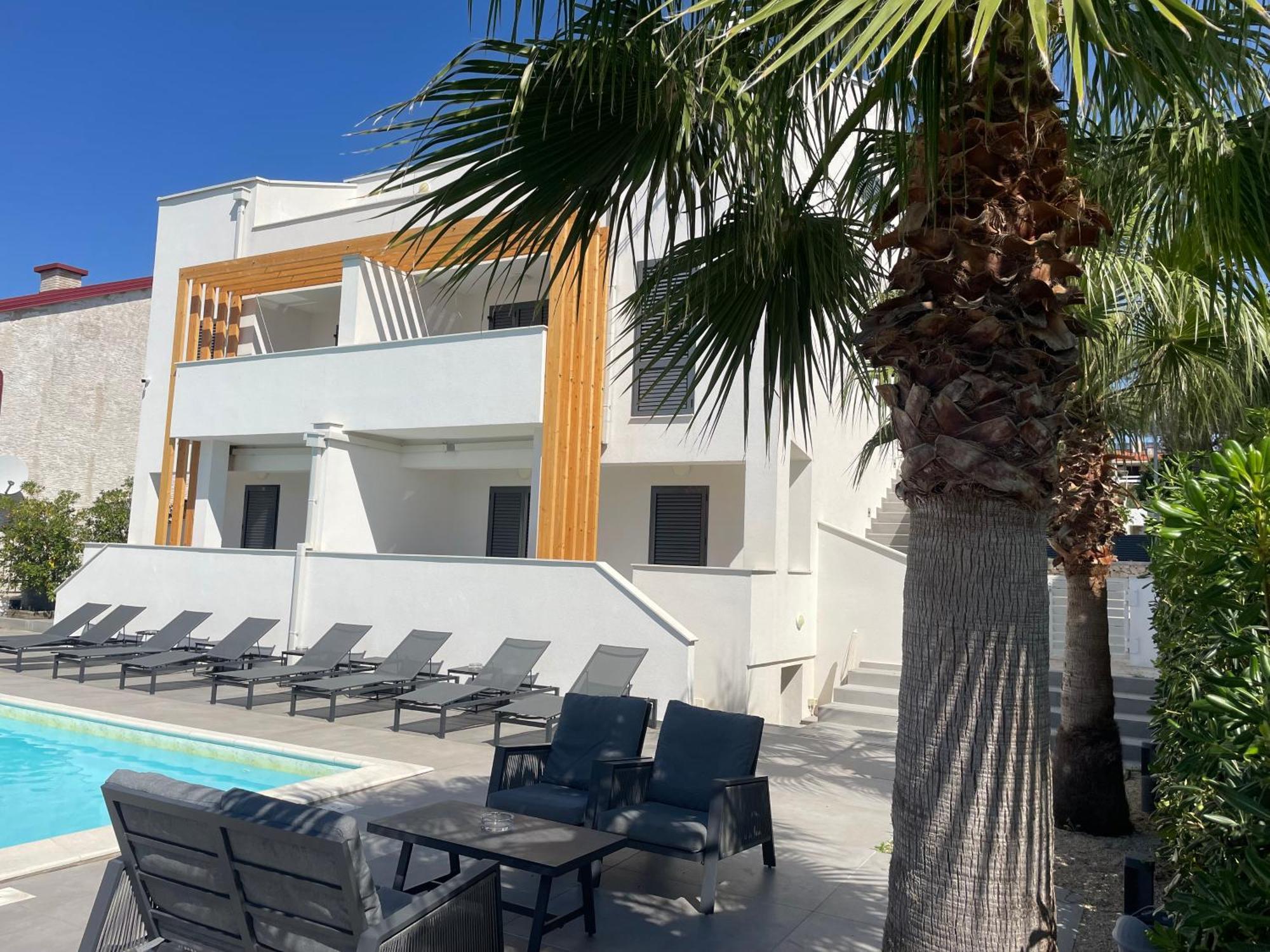 Villa Aquamarine Apartments Novalja Luaran gambar